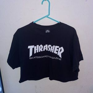 Self-trimmed Thrasher shirt, L